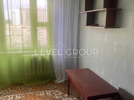 Продаж 3к квартири на пр.Бажана 9Б Київ