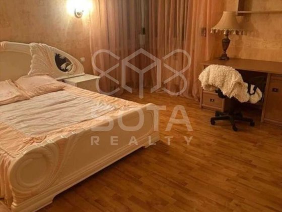 Простора 2 кімнатна квартира на Оболоні біля озера Біле метро 10хвилин Киев