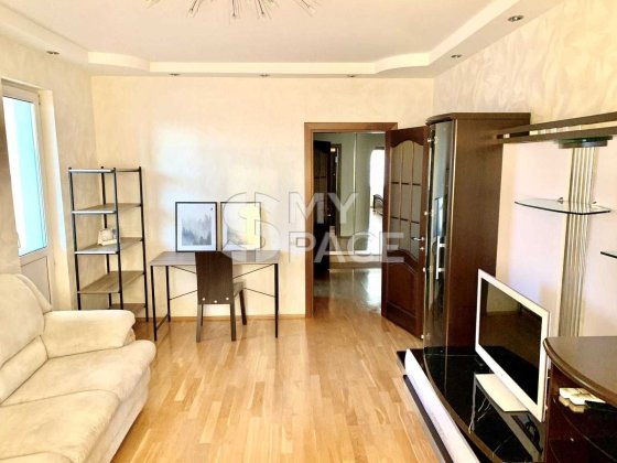 продаж 2к.кв, 70м2, Феодосійська, Науки, м. Деміївська, ремонт, меблі Київ