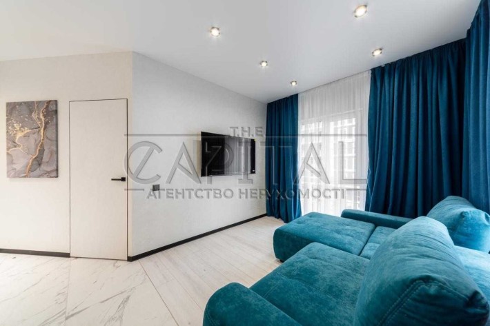 Продажа квартиры с ремонтом ЖК Новая Англия ул Максимовича ПЕРЕУСТУПКА - фото 1