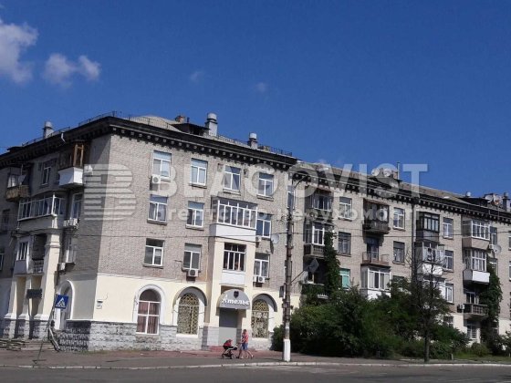 Продаж 3х-тної Квартири Алма-Атинська 107/2! 75кВ.м.! Сталінка Київ