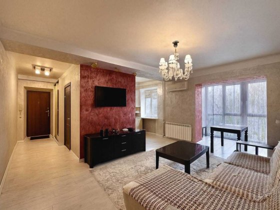 Продаж 3к квартири, бул. Лесі Українки, Печерський р-н метро Печерська Киев