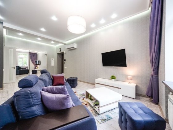 Продажа квартиры в ЦЕНТРЕ Киева Крутой Спуск Киев