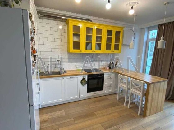 Продаж трикімнатної квартири,"Комфорт Таун", Дніпровський, Лівобережна Киев