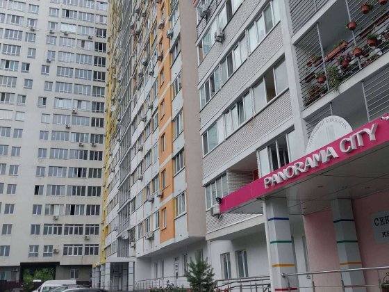 Ст. м. «Деміївська», р-н. пр. Науки, вул. Ракетна 24. «Панорама Сіті». Киев