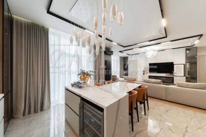 Продажа 4к квартиры. Новопечерские Липки, 130м Верхогляда, Драгомирова - фото 1