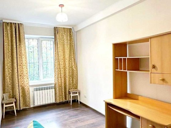 Продаж 3к квартири, парк Кіото, метро Дарниця, м Чернігівська 15 хв. Киев