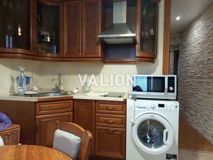 Продам 3-комн. квартиру, р-н Оболонь, ул. Зои Гайдай 7А - фото 1