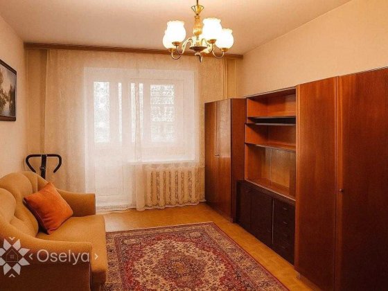 Продаж 1к квартири 43м Милославська 31Б Троєшина Київ