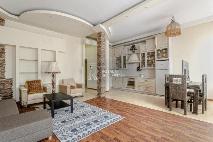 Продаж Квартири Київ 3к 83м2 Балкон Центр Метро Велика Васильківська - фото 1