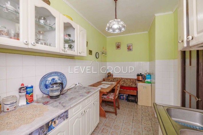 Продаж 1к 46,3м2 вул.Василя Тютюнника. Печерськ. Центр. м. Звіринецька - фото 1