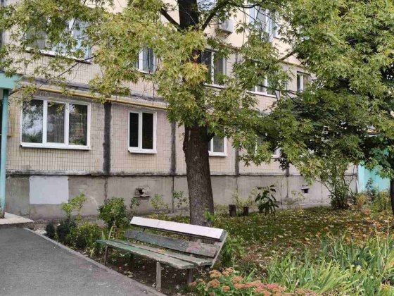 Березняки пр-т Тичини 28 Київ