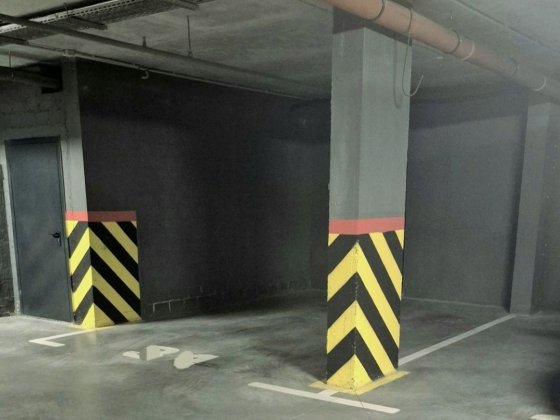 Оренда підземний паркінг 17 м.кв.  Винники ЖК Auroom Fores вул. Лісна.