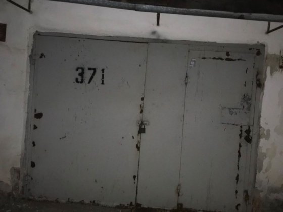 Гараж на южноокружной біля АЗС Шелл