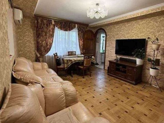 3К з ремонтом цегляний будинок Русанівка цікава вартість Ентузіастів 7 Киев