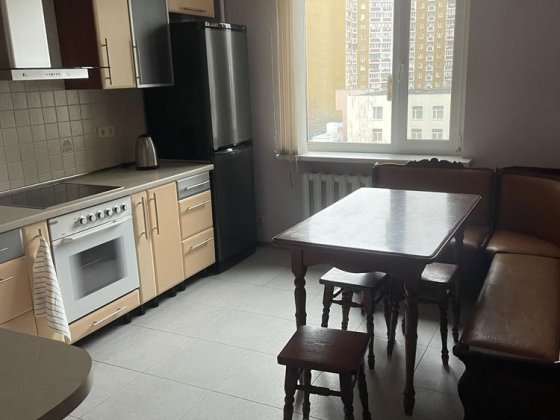 Продам 3-х комн.квартиру ул.Гмыри  3 Київ