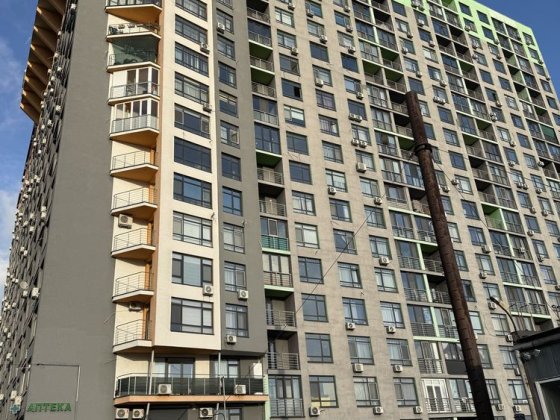 Світло єПродажа 1 комнатной квартиры, Голосеевский район,Ракетная 24, Киев