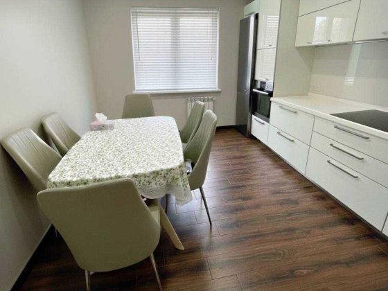 Продаж трикімнатної вул. Урлівська 36 Киев