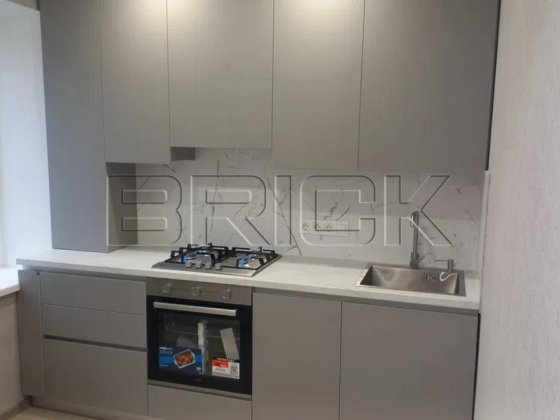 продаж трикімнатної квартири Палац Україна Киев