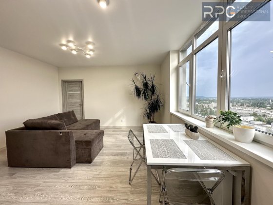 Продаж РОЗТЕРМІНУВАННЯ 1-к з ремонтом ЖК TErracotta Вирлиця 5 хв Київ