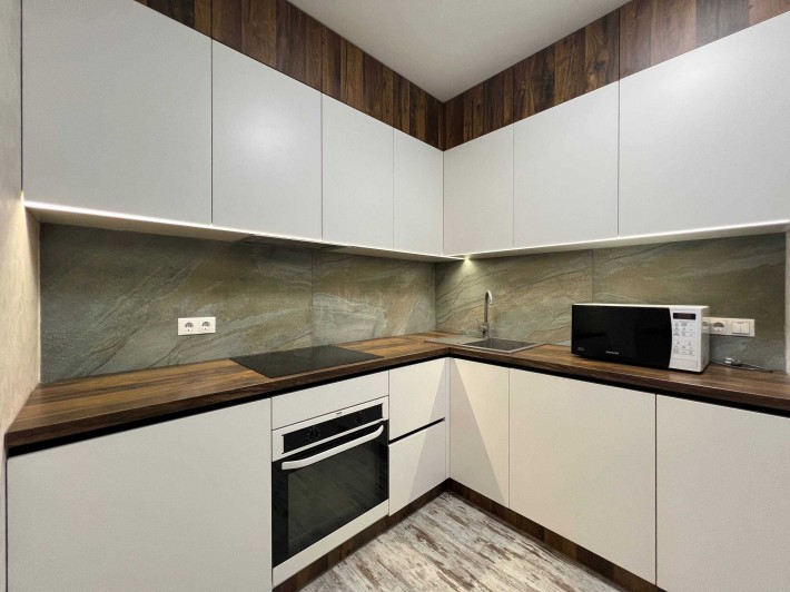 Срібнокільська 4 Новий ремонт, ніхто не жив. Краща локація для життя. - фото 1