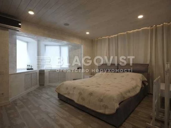 Продаж квартири в Дніпровському районі з ремонтом, Сосницька, Дарниця Київ