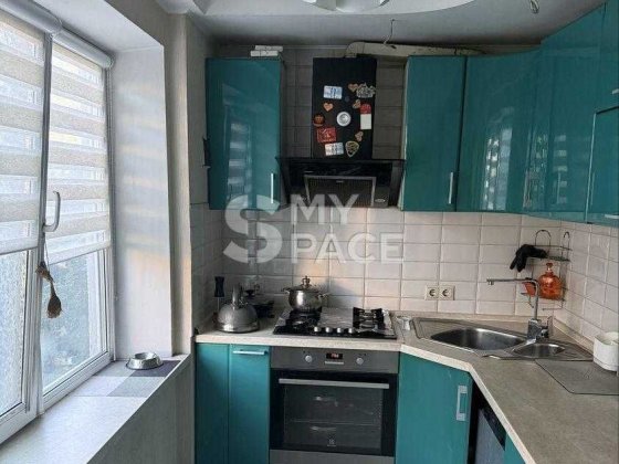 3К 62м Новий ремонт Бул. ВерховноЇ ради 22-Б Русанівка Киев