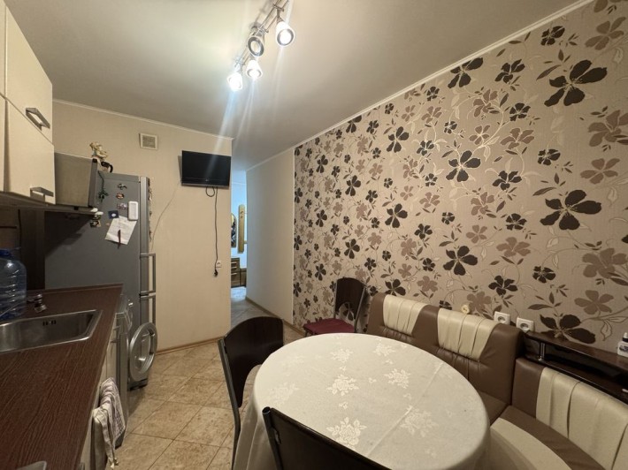 Продам 1к. квартиру на Троєщині, по вул. Будищанська, 6-А. - фото 1