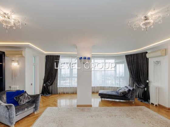 Продаж 3к квартири, вул Князів Острозьких 46/2 Киев