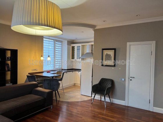 Продам 3к квартиру - м. Васильківська, Голосіївський, центр Киев