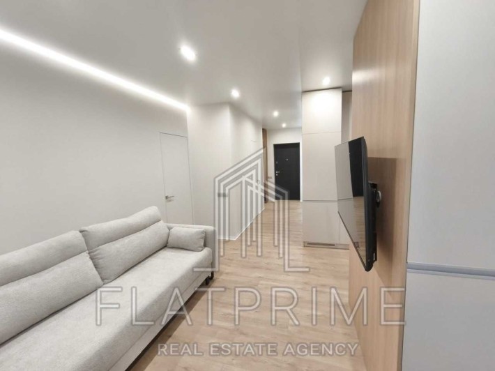 Продаю 2 кімнатна з ремонтом Голосіївський проспект 78/2 "White Lines" - фото 1