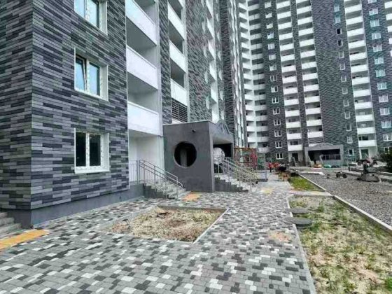 БЕЗ КОМІСІЇ! Продам 2-кімн. Коноплянская ул. 22б, 72 м.кв Київ