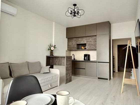 продам однокомнатную квартиру м.левобережная. Київ