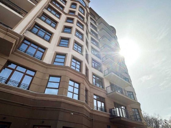 Продаж 2- к квартири 76 кв. в елітному комплексі 52 Перлина Київ