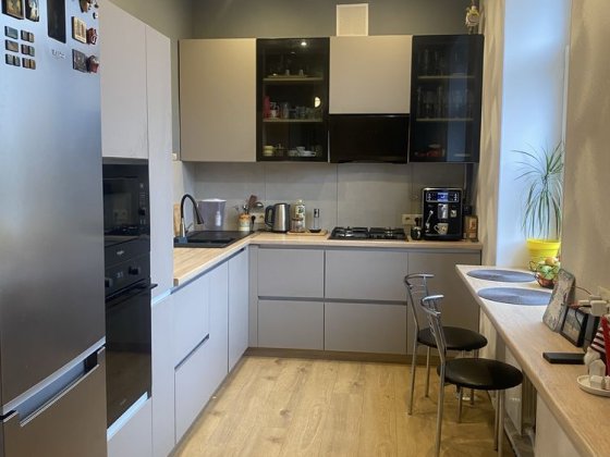 Маккейна ( Кудрі) 18, сталинка , БЕЗ КОМІСІІ, Океан Плаза Киев