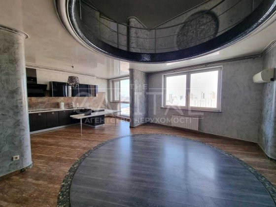 Продажа 2-уровневой квартиры, ул. Окипной Раисы, Днепровский р-н Киев