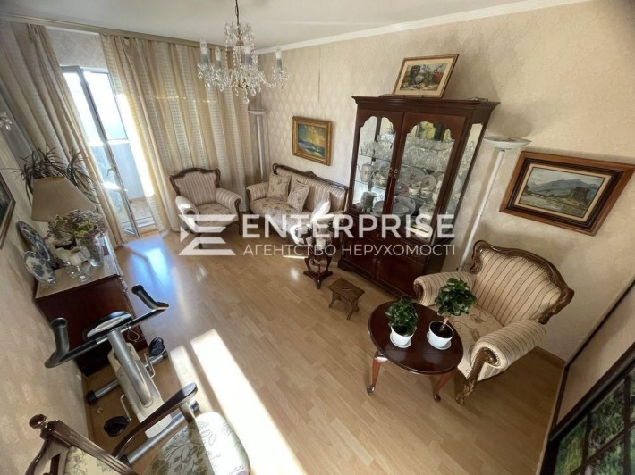 Продам 2к квартиру з ремонтом, Харківське Шосе - фото 1