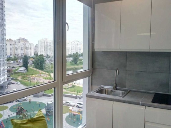 ЖК Лебединый Ревуцкого 40В  2 смарта общ. площ. 42.4 кв.м Вид на озеро Київ