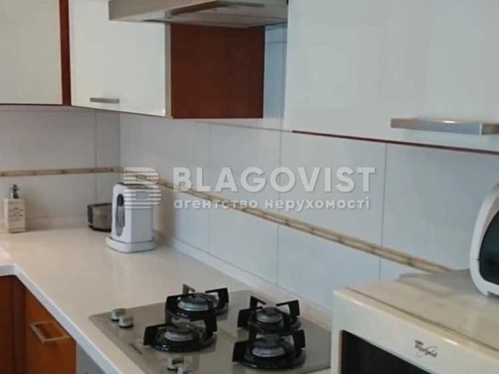 Продаж 3-к квартири Русанівська набережна, 22 Київ