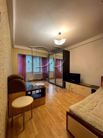 Продаж 1 кім квартири 1-й поверх Русанівка\Лівобережна\Ентузіастів\Шам - фото 1