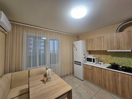 Продаж квартири 98 м з ремонтом. ЖК Крістер Град, Данченка 1 ТОРГ Київ