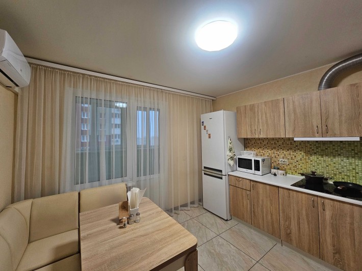 Продаж квартири 98 м з ремонтом. ЖК Крістер Град, Данченка 1 ТОРГ - фото 1