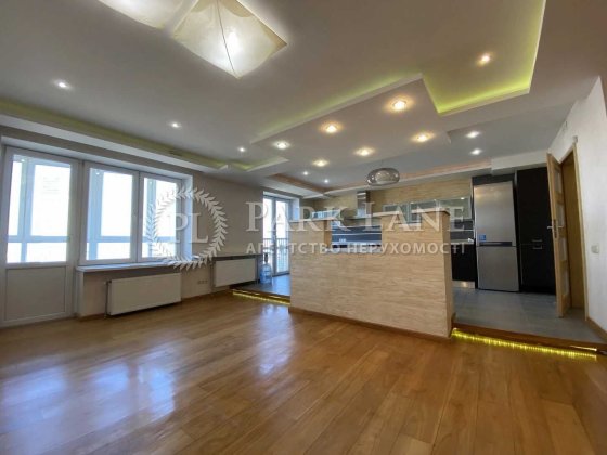 Продаж 3-к Панаса Мирного 28а ЖК Корона Київ