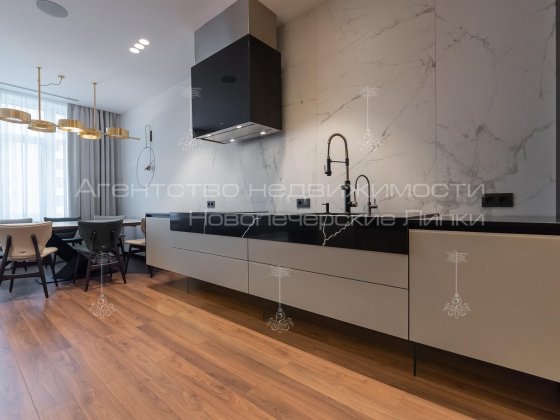 Квартири з авторським ремонтом 150м2 Верхогляда 15 Новопечерські липки Киев