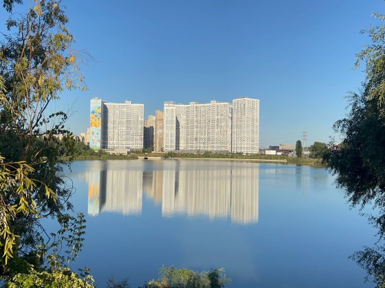 ЖК Лебединий, Ревуцького, м.Харьківська-300м Киев