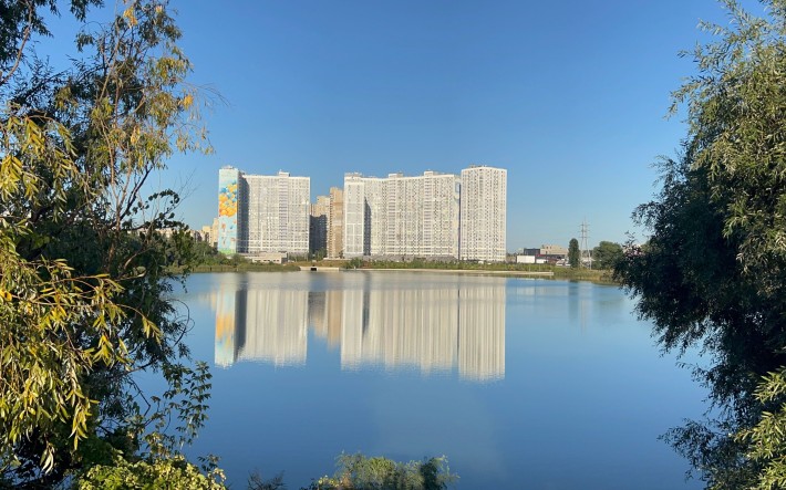 ЖК Лебединий, Ревуцького, м.Харьківська-300м - фото 1