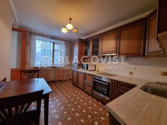 Безготівка - так. Продаж 2-к квартири вул. Ахматової Анни, 3 м.Позняки Київ