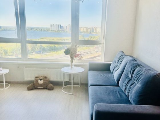 Продаж 1 кімнатної  квартири в ЖК Мітрополія, метро Вирлиця. Київ