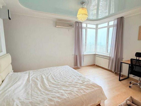 Продаж 1-кімнатної квартири, вул. Осіння, 33 (Святошинський р-н) Київ