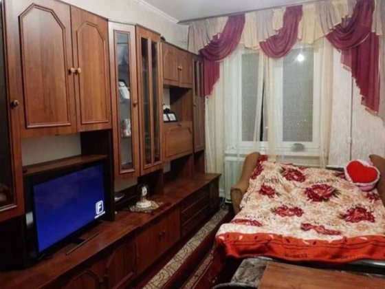 Продаж 1кімнати в 2 кімнатній квартирі Киев